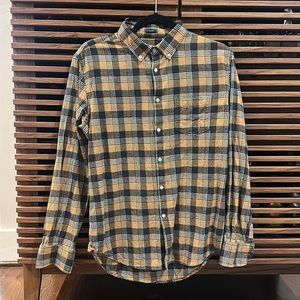 Taylrd slim fit button down shirt